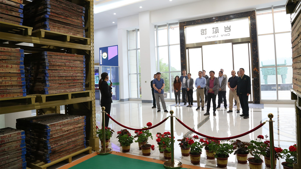 202304221682153759553044.jpg 2.jpg