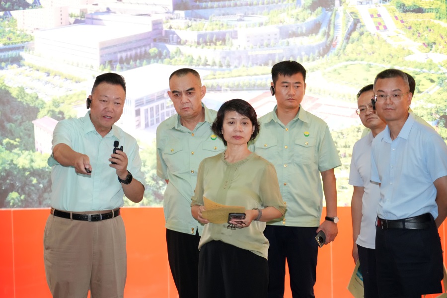 202406261719384055705280.jpg 2024.06.22生態環境部固體司副司長丁瓊蒞臨金徽股份指導工作.jpg